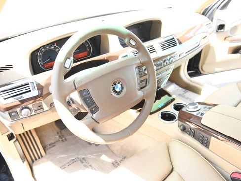 Used 2006 BMW 750Li RWD image 22