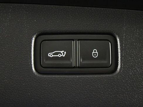 Used 2023 Genesis GV70 2.5T Sport Prestige w/ Sport Prestige Package image 16