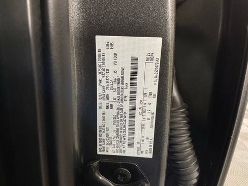 Used 2018 Ford F150 Lariat w/ Equipment Group 502A Luxury AWD/4WD image 26