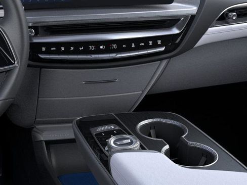 New 2025 Cadillac Lyriq Luxury image 47