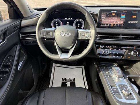 Used 2025 INFINITI QX60 Luxe w/ Vision Package image 9