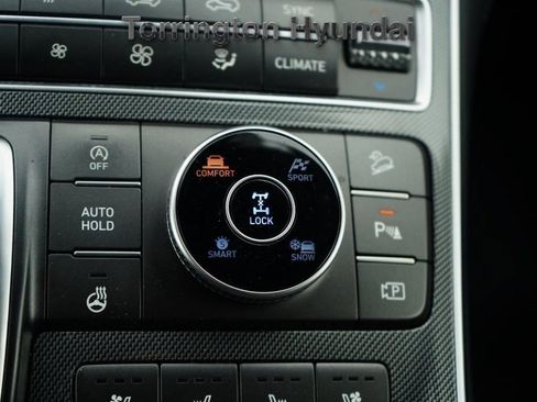 Used 2022 Hyundai Santa Fe Limited image 15