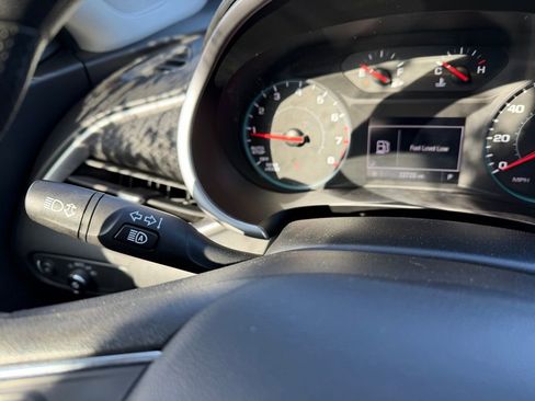 Used 2025 Chevrolet Malibu LT image 12