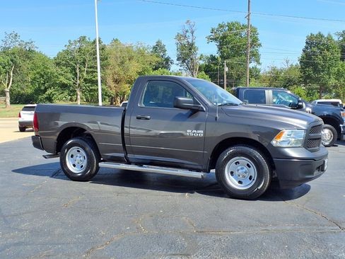 Used 2017 RAM 1500 Tradesman w/ Power & Remote Entry Group RWD image 9