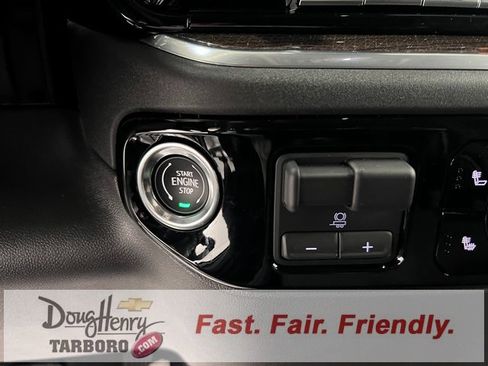 New 2025 Chevrolet Silverado 1500 LT w/ Z71 Off-Road Package image 48