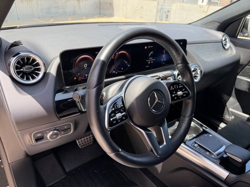 Used 2023 Mercedes-Benz GLA 250 4MATIC image 11