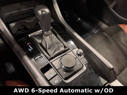 Used 2024 MAZDA MAZDA3 s image 10