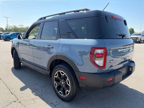 Used 2025 Ford Bronco Sport Outer Banks AWD/4WD image 5