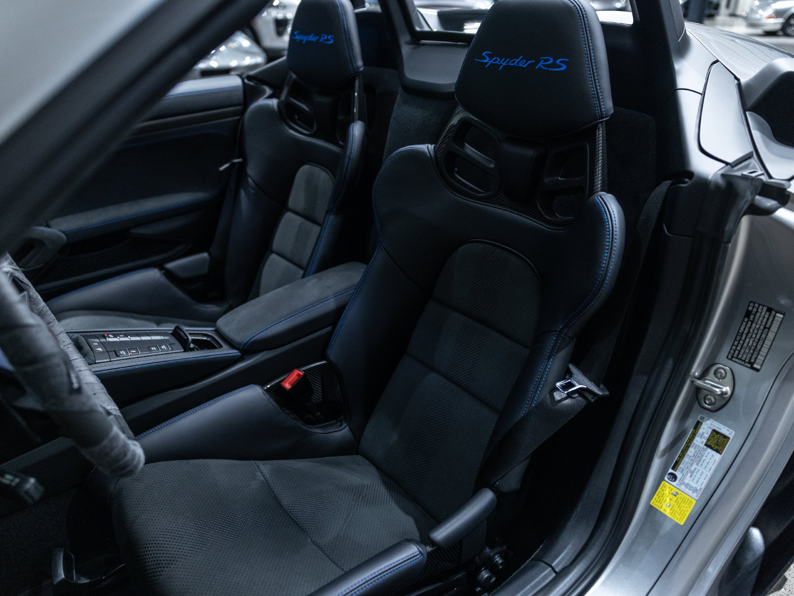 Certified 2025 Porsche 718 Boxster Spyder RS RWD image 5