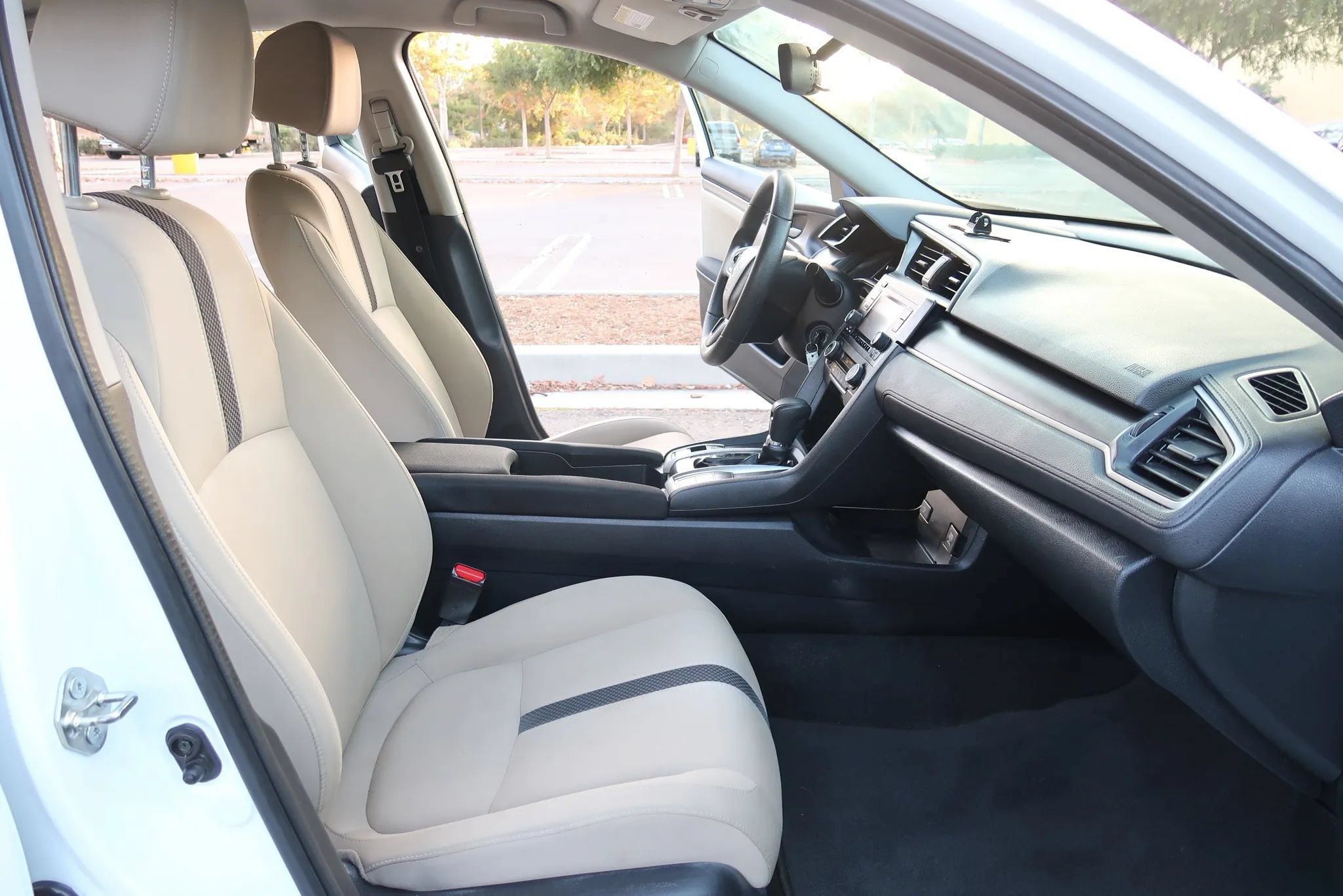 Used 2020 Honda Civic LX image 21