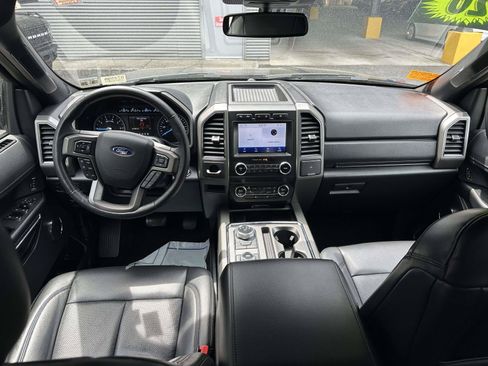 Certified 2020 Ford Expedition XLT w/ Black Accent Package AWD/4WD image 13