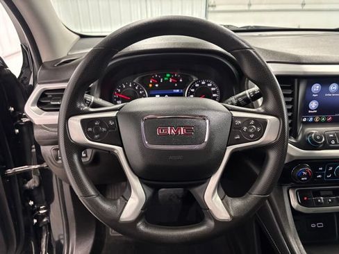 Used 2023 GMC Acadia SLE w/ Infotainment Package AWD/4WD image 17