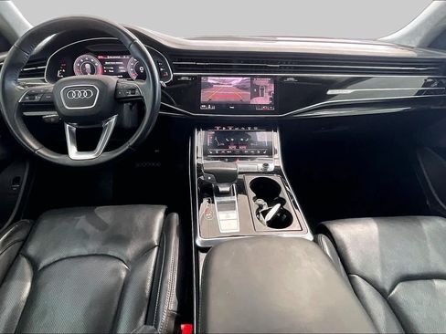 Used 2019 Audi Q8 Prestige w/ Luxury Package AWD/4WD image 16