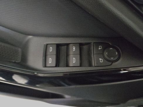 New 2026 Chevrolet Equinox LT w/ Convenience Package II image 31