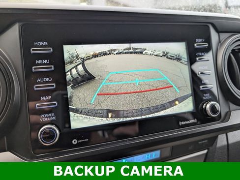 Used 2022 Toyota Tacoma SR image 2