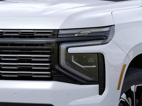 New 2026 Chevrolet Suburban High Country image 10