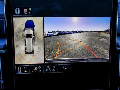 Used 2025 GMC Yukon Denali image 23