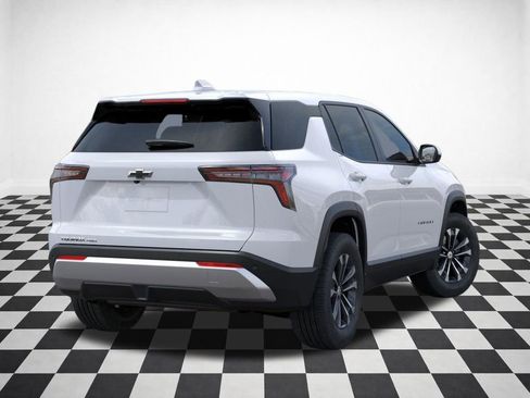 New 2026 Chevrolet Equinox LT w/ Convenience Package II image 32