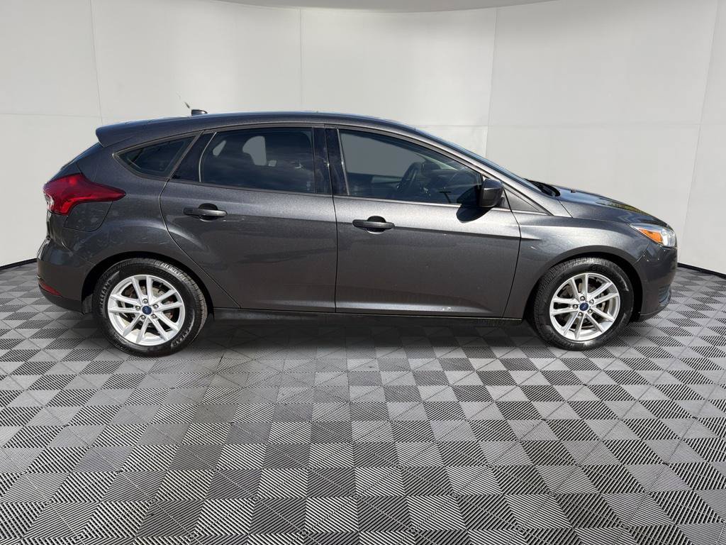 Used 2018 Ford Focus SE FWD image 10