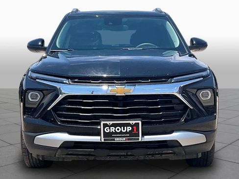 Used 2025 Chevrolet TrailBlazer LT AWD/4WD image 4