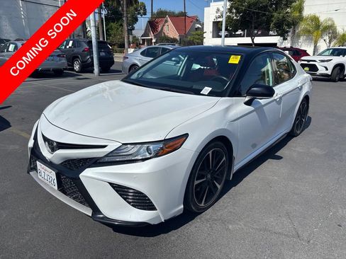 Used 2019 Toyota Camry XSE FWD image 12