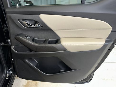 Certified 2023 Chevrolet Traverse LS image 26