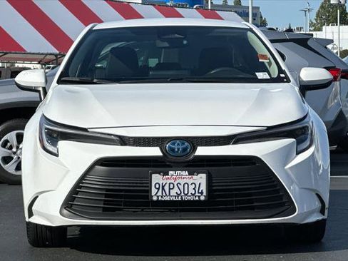 Certified 2024 Toyota Corolla LE w/ LE Convenience Package image 10