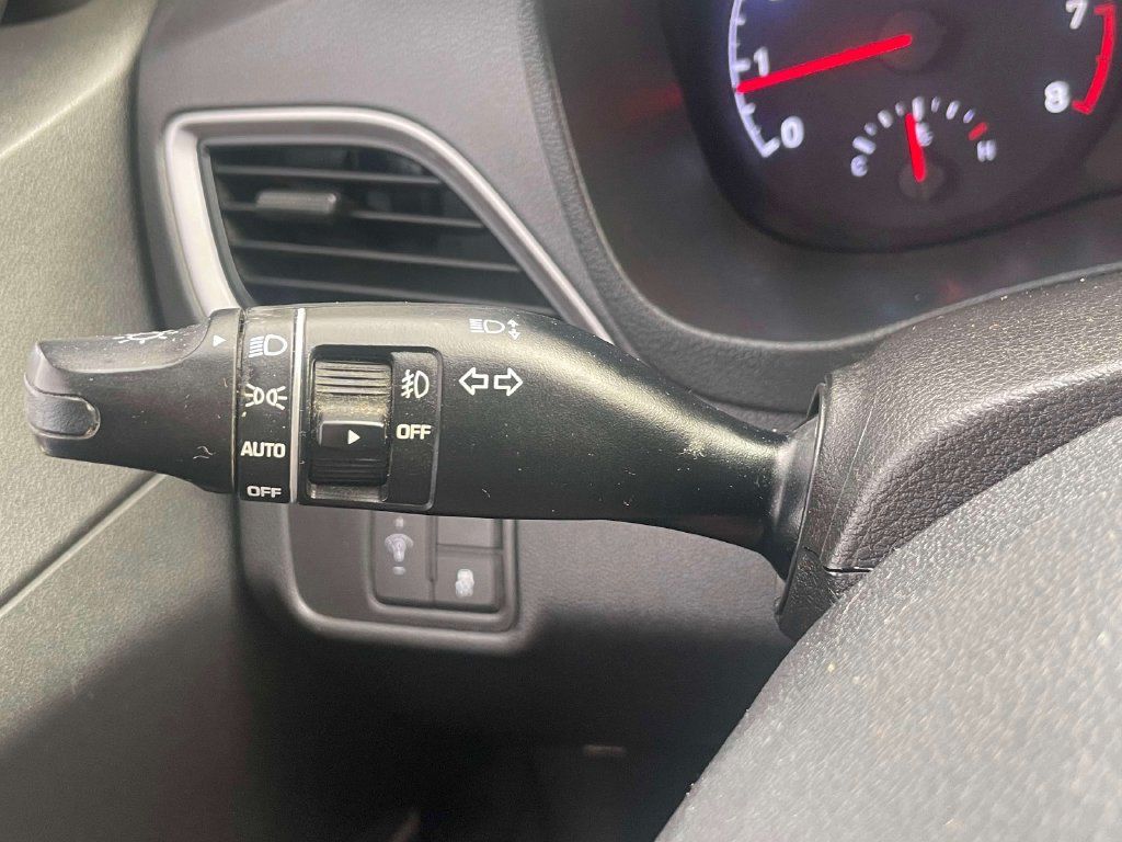 Used 2019 Hyundai Accent SEL FWD image 21