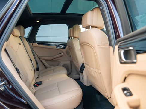 New 2026 Porsche Macan S image 26