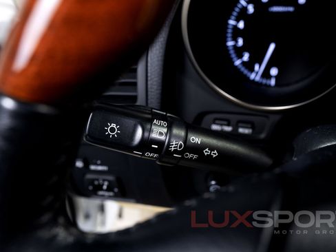 Used 2010 Lexus SC 430 Convertible image 39