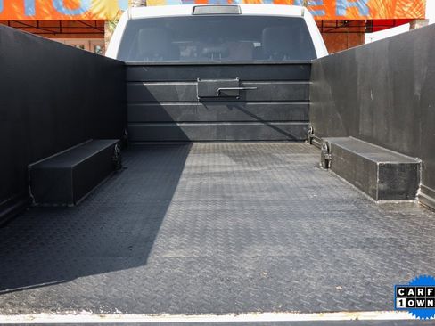 Used 2022 RAM 5500 Tradesman w/ Max Tow Package image 9