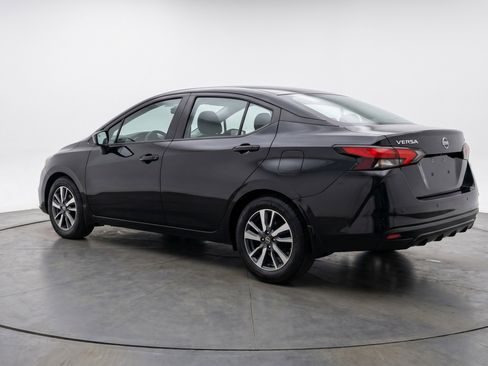 Used 2025 Nissan Versa SV FWD image 6