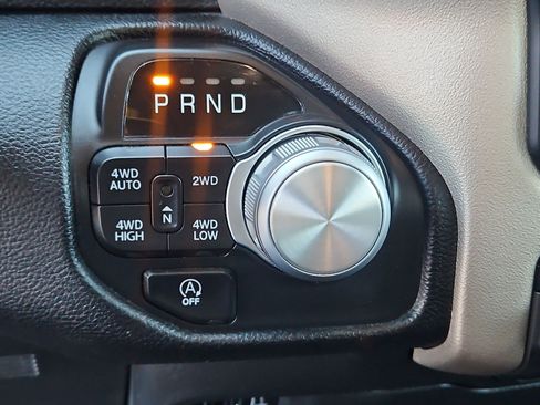 Used 2020 RAM 1500 Laramie image 27