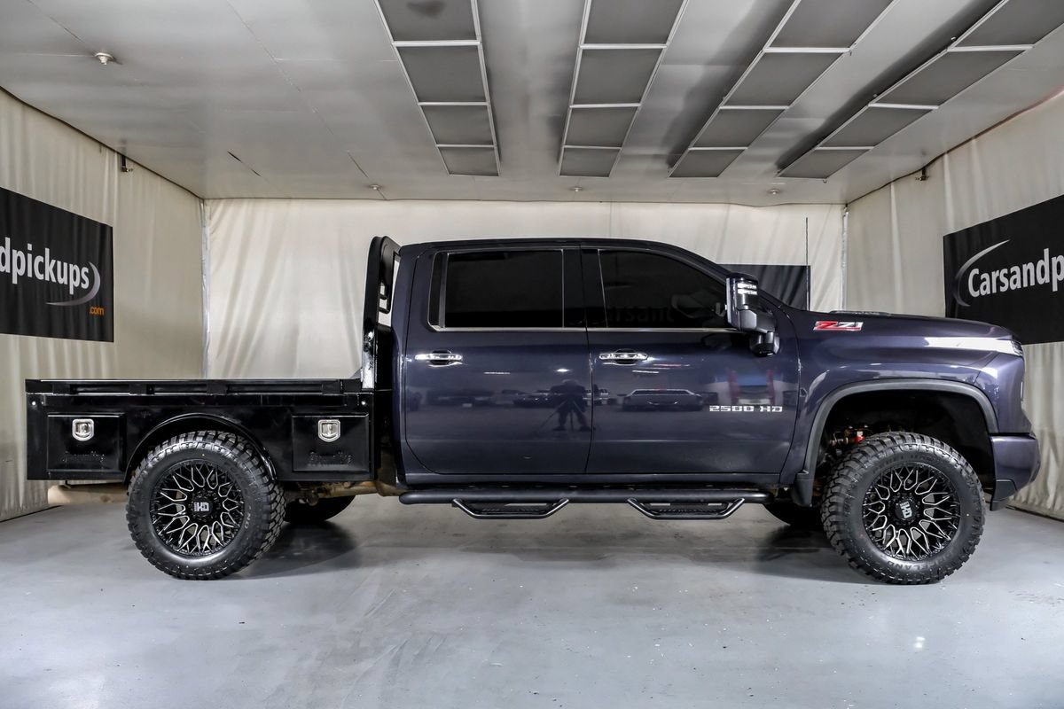 Used 2024 Chevrolet Silverado 2500 LTZ w/ LTZ Convenience Package AWD/4WD image 6