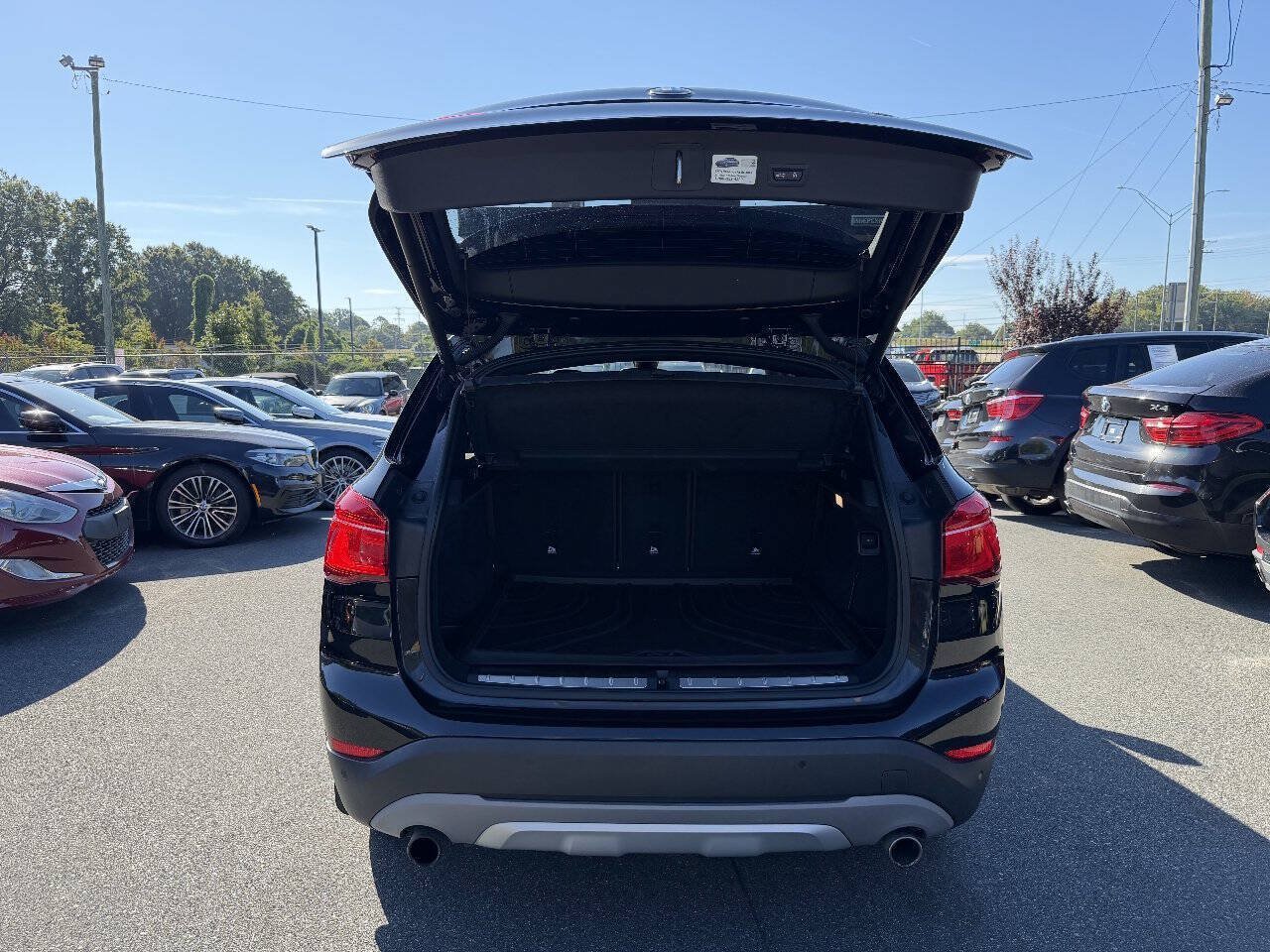 Used 2017 BMW X1 xDrive28i AWD/4WD image 12