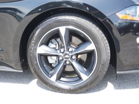 Certified 2021 Ford Mustang Coupe RWD image 14