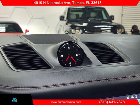 Used 2020 Porsche Cayenne AWD/4WD image 18