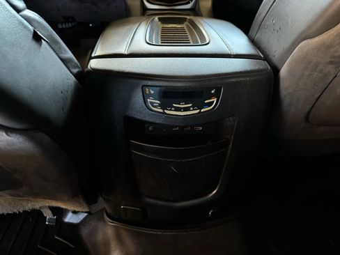 Used 2019 Cadillac Escalade Platinum image 21