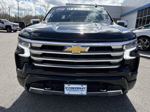 Used 2024 Chevrolet Silverado 1500 High Country w/ High Country Premium Package image 8