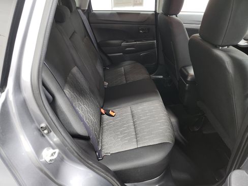 Used 2024 Mitsubishi Outlander Sport ES image 17