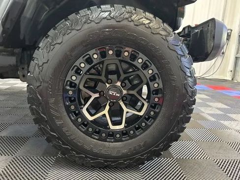 Used 2024 Jeep Wrangler Unlimited Sport AWD/4WD image 24