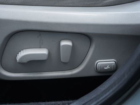 Used 2016 Subaru Forester 2.5i Premium w/ All-Weather Package image 37