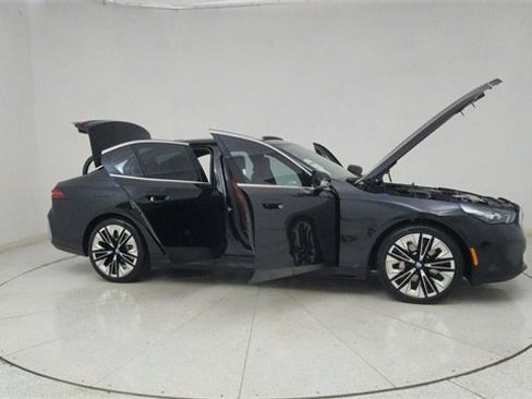 Used 2026 BMW 530i image 74