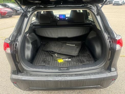 Used 2025 Toyota Corolla Cross LE w/ Moonroof Package AWD/4WD image 13