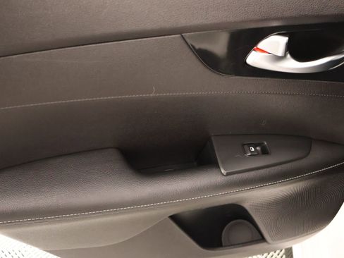 Used 2021 Kia Forte GT-Line FWD image 15