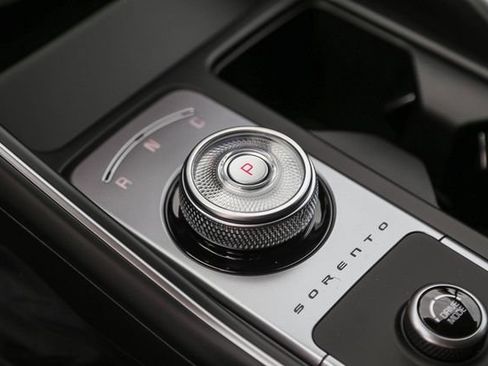 New 2026 Kia Sorento EX FWD image 21