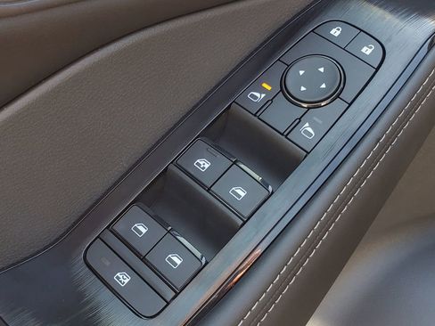 New 2026 Nissan Rogue SV image 10