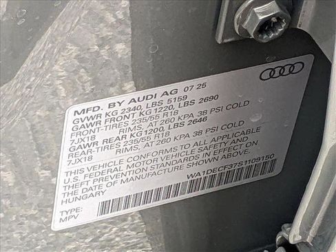 New 2025 Audi Q3 2.0T Premium image 17