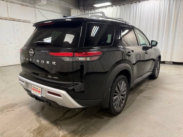 Used 2024 Nissan Pathfinder SL w/ SL Premium Package AWD/4WD image 5