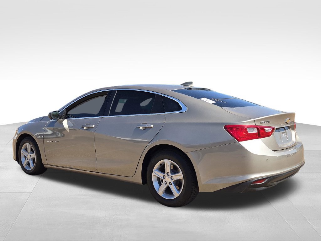 Used 2023 Chevrolet Malibu LT w/ Driver Confidence Package FWD image 8